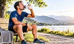 Läufer bei der Regeneration nach dem Laufen